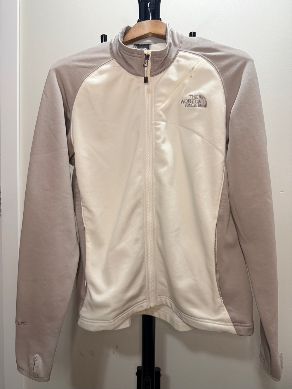 The North Face Women's Two-Tone Fleece Jacket in Cream & Taupe Size L